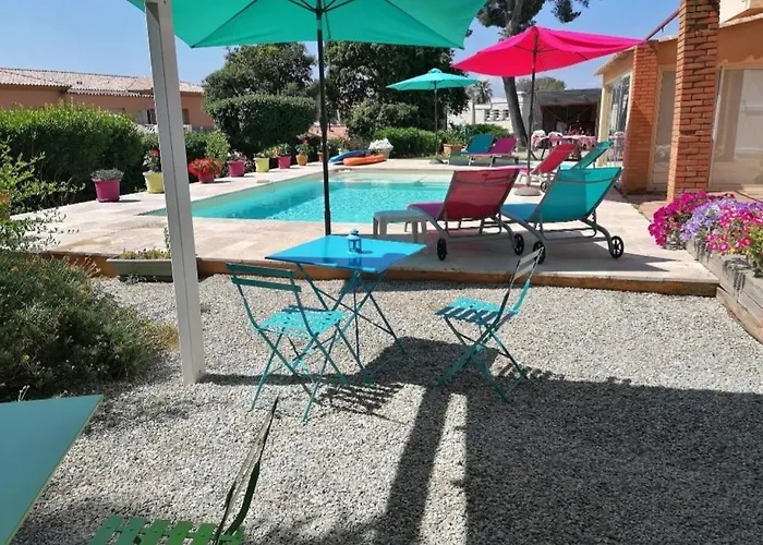 Esmeralda Adults Only Pensionat Les Issambres