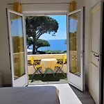 Πανσιόν Esmeralda Adults Only 4*