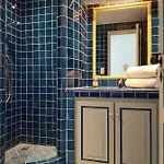 Esmeralda Adults Only 4*