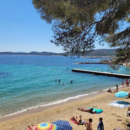 Πανσιόν Esmeralda Adults Only Les Issambres