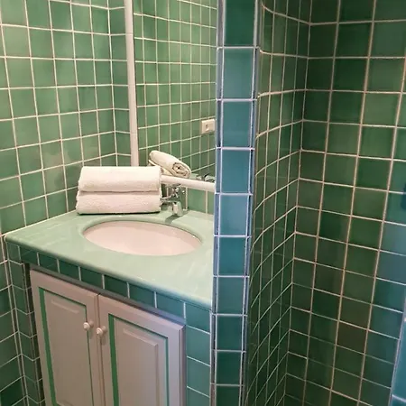 Penzion Esmeralda Adults Only Les Issambres